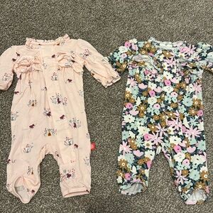 2 magnetic me sleepers newborn